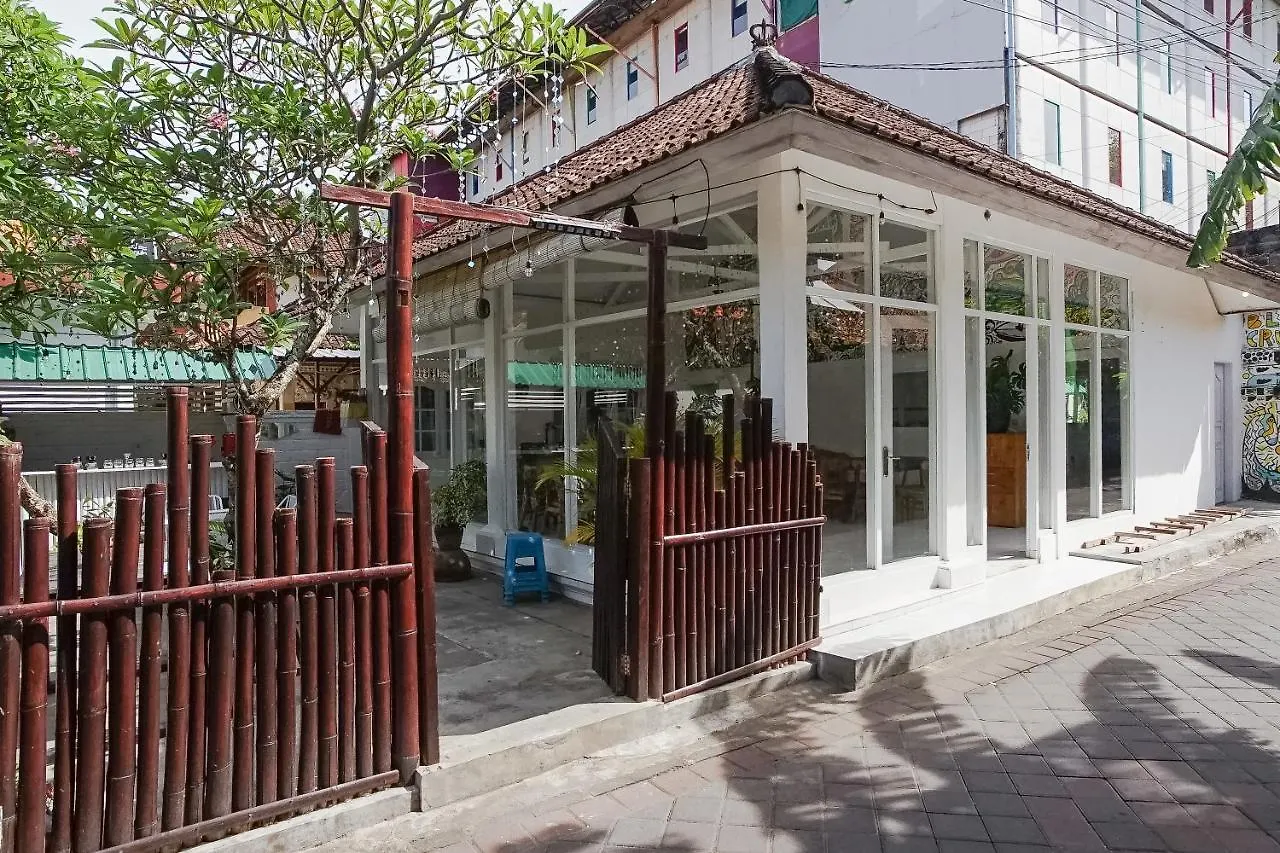 Guest house Indopurejoy House - Komala Indah Cottages Kuta